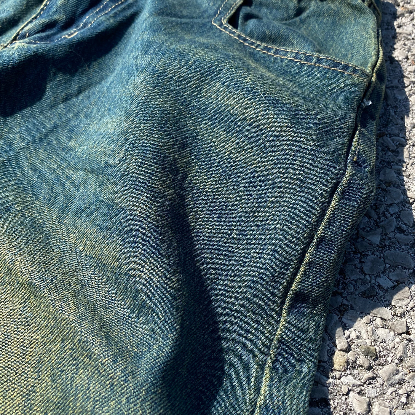 Retro Washed Jeans - Women
