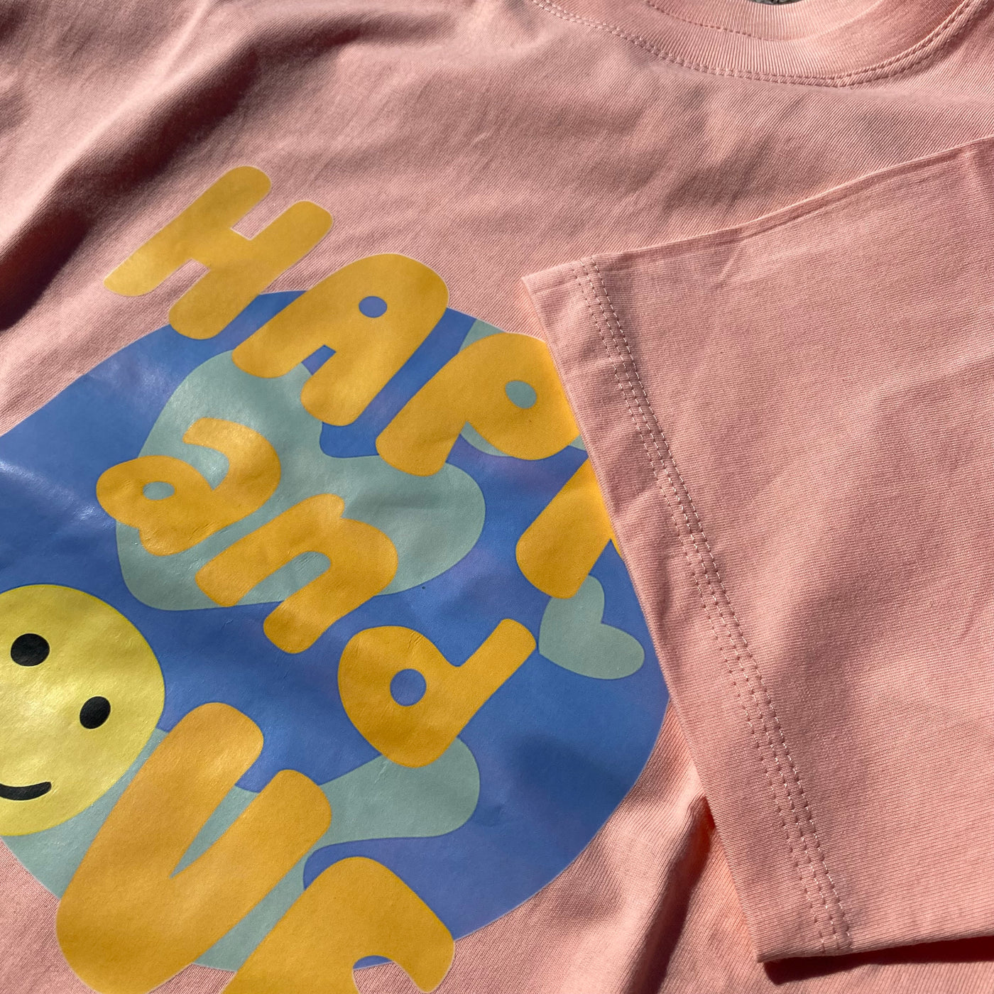 Happy And Love T-Shirt - Unisex