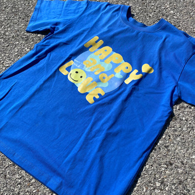 Happy And Love T-Shirt - Unisex