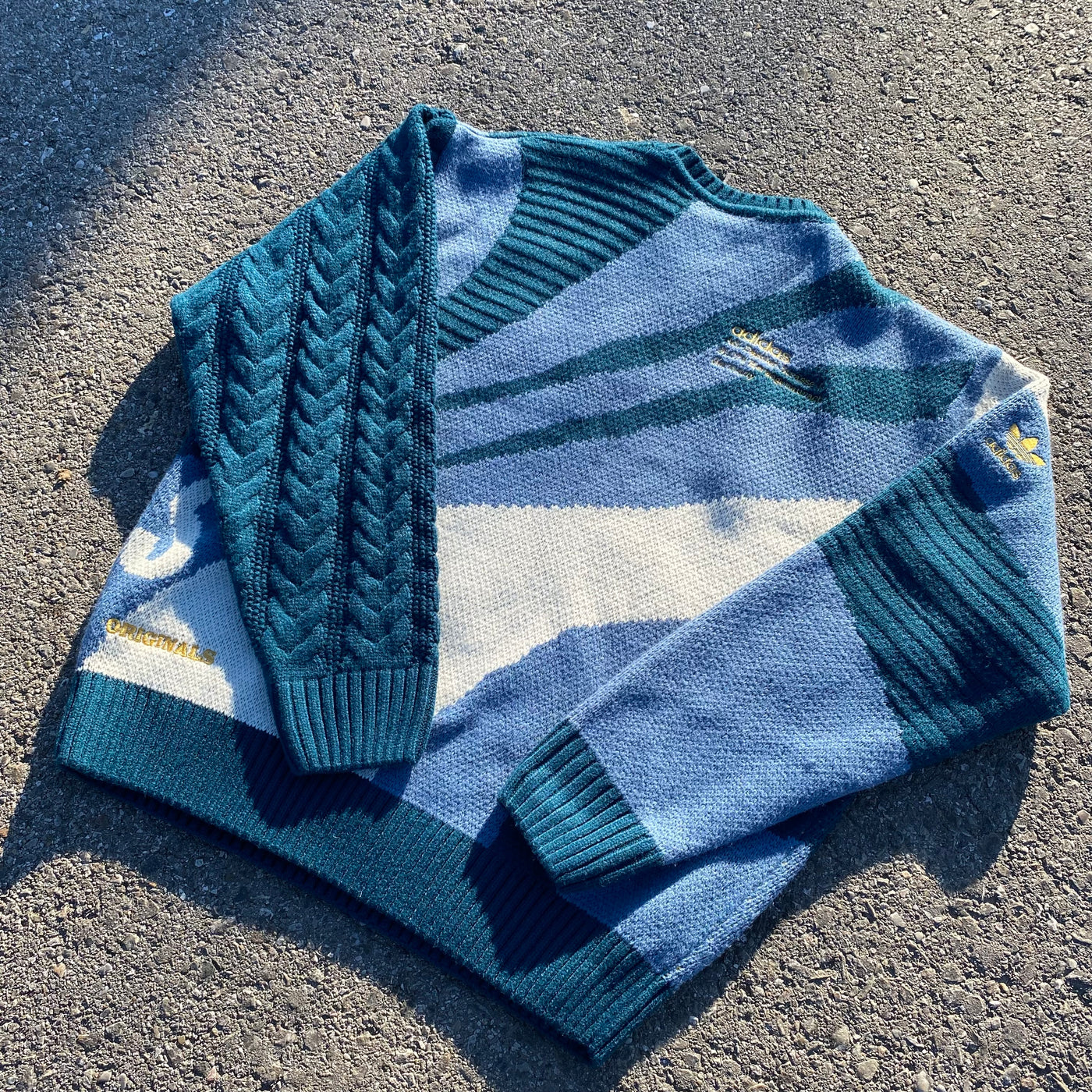 Vintage Adidas Originals Sweater - Unisex