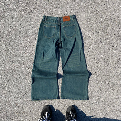 Retro Washed Jeans - Women