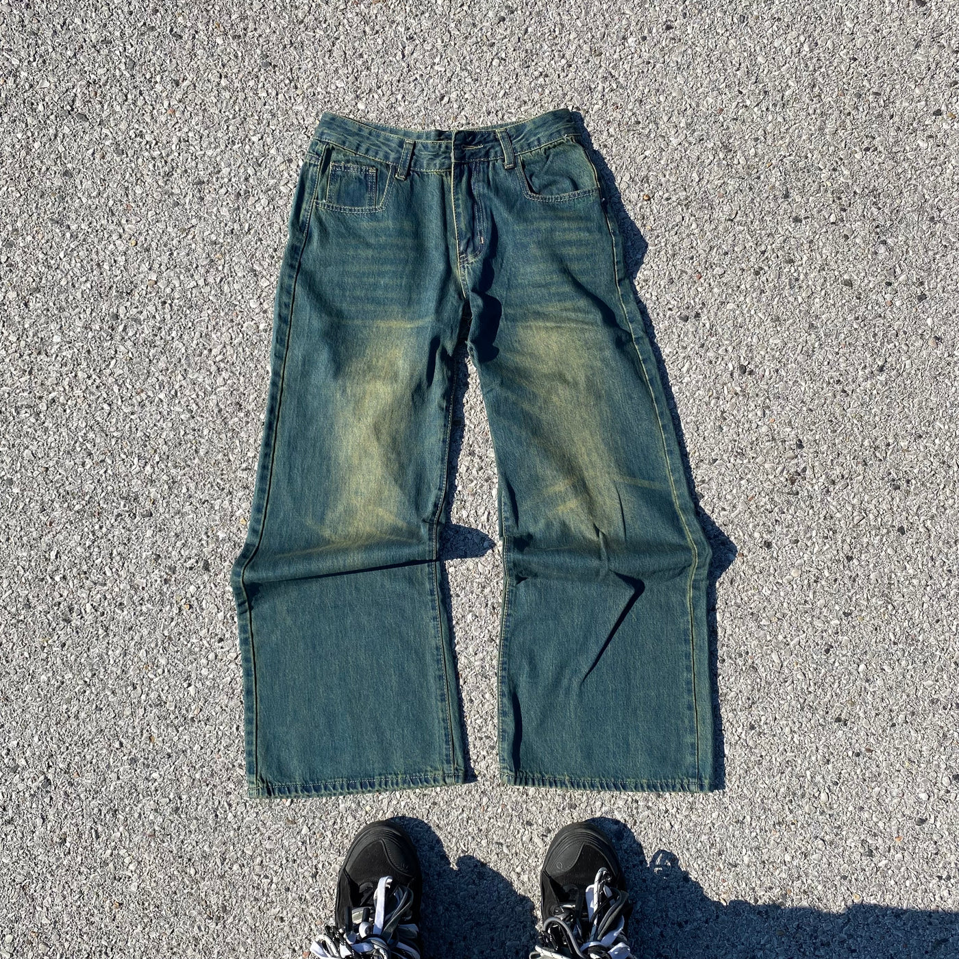Retro Washed Jeans - Women