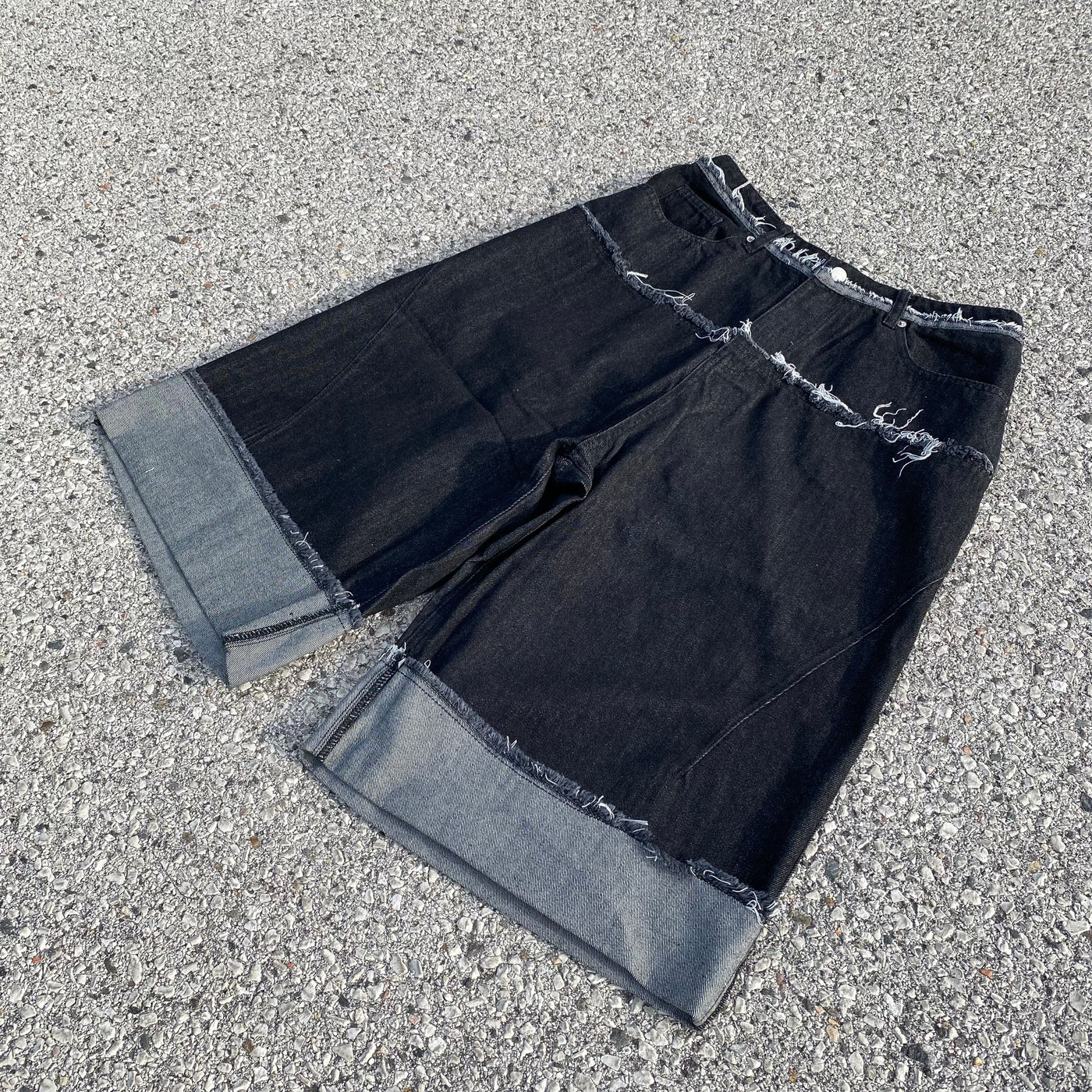 Distressed Baggy Shorts - Unisex
