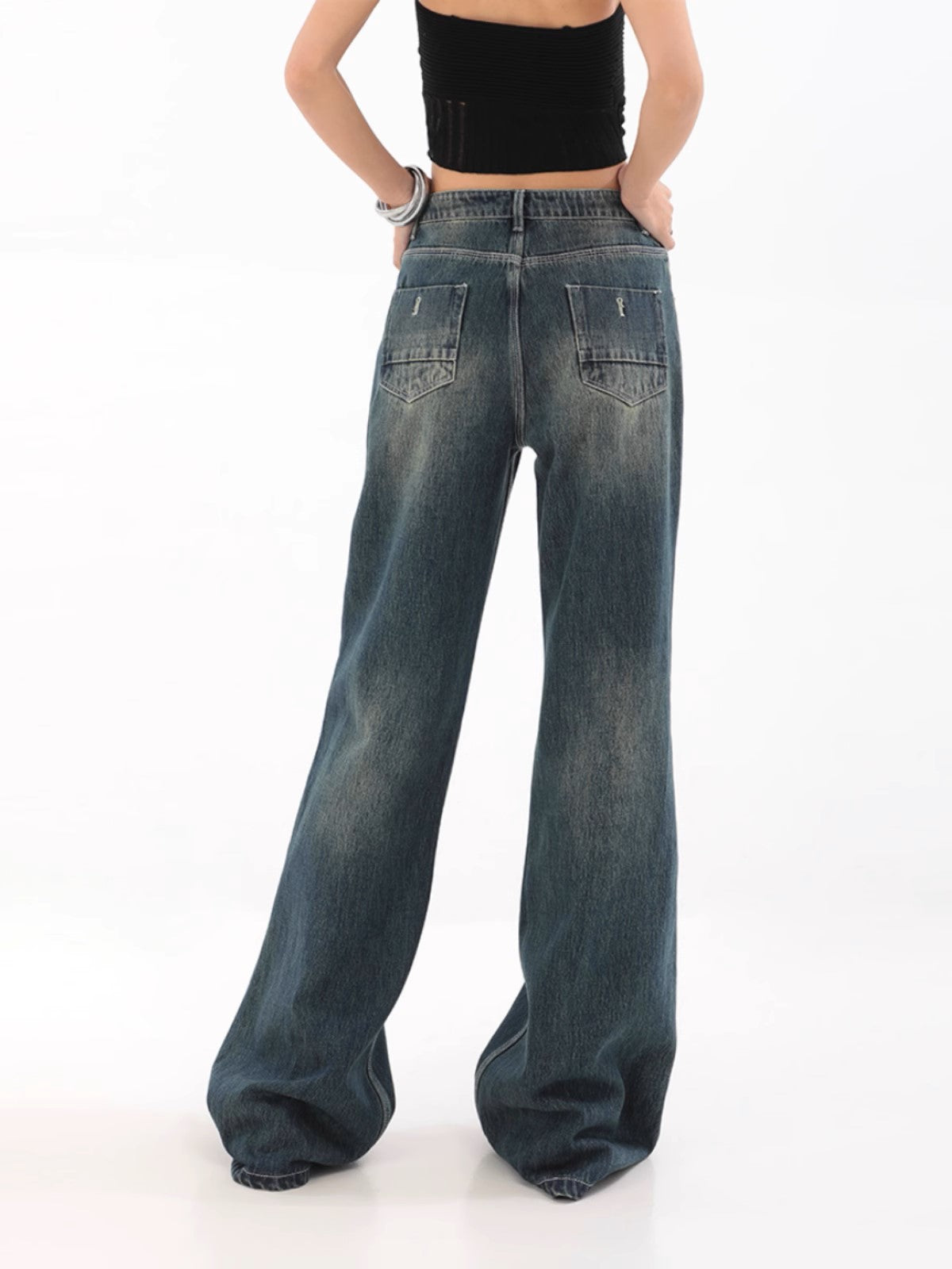 Wide Leg Low Waist Jeans - Women