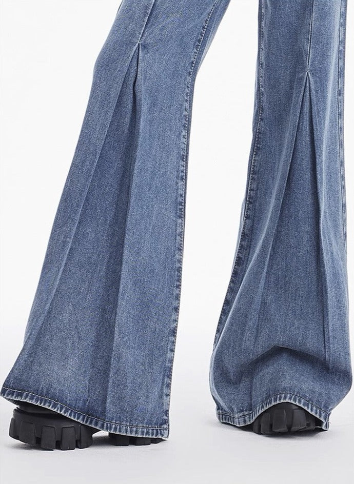 Wide Leg Bootcut Jeans - Women