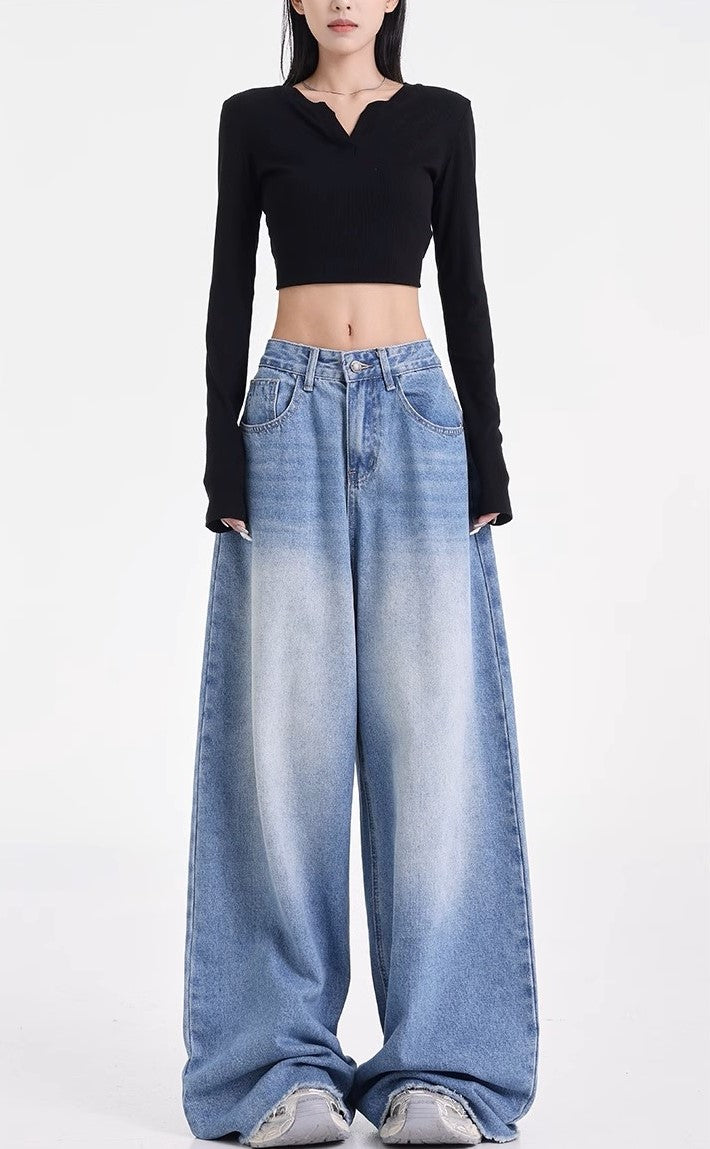 Huge Baggy Jeans - Women